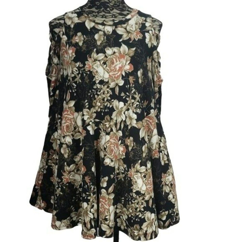 Pomelo Swing Black Floral Med Cold Shoulder Dress‎